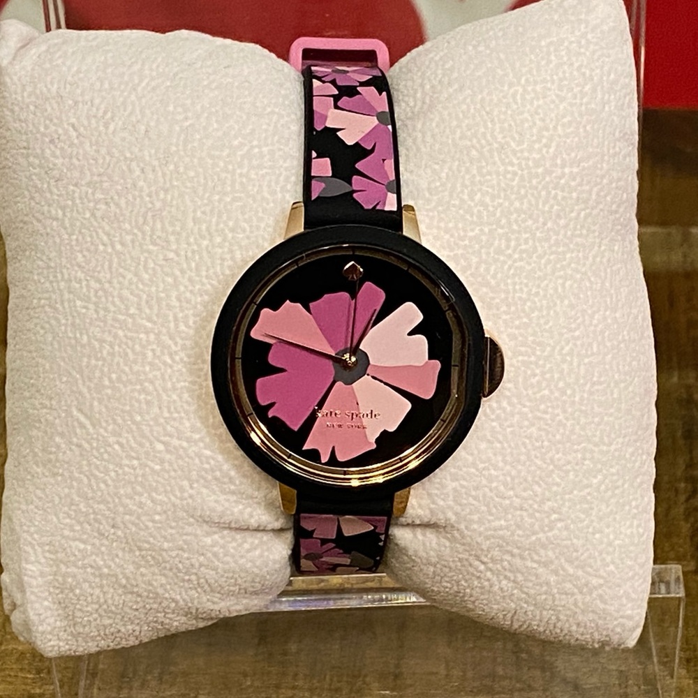 kate spade ♠️ park row flower-print silicone watch - Picture 1 of 7